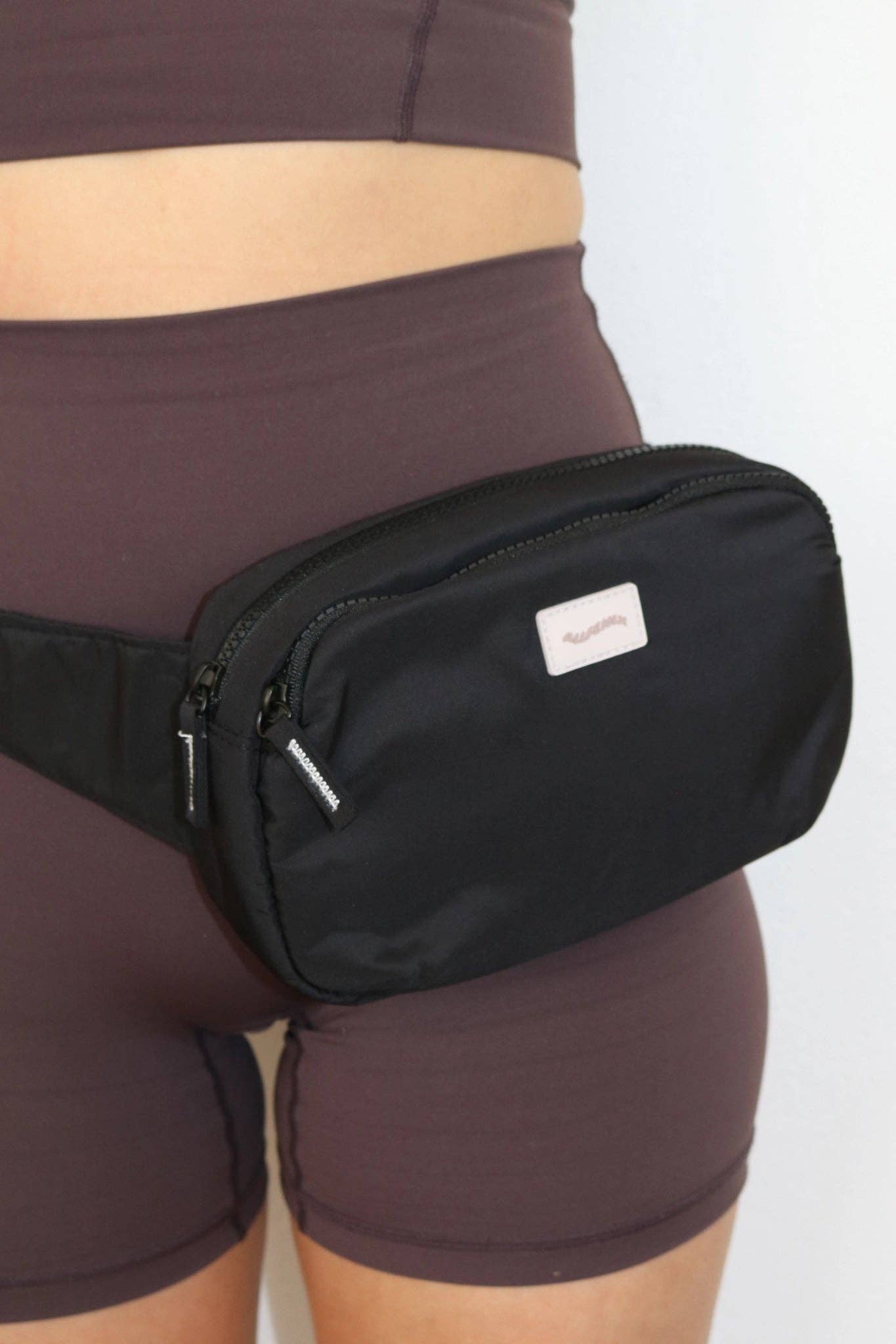 Active Waist Bag (Black): Black