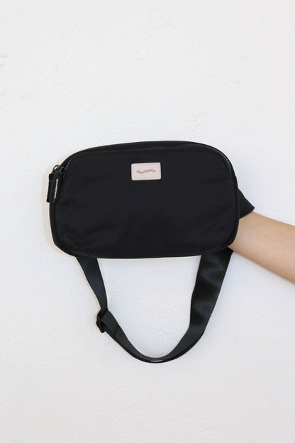 Active Waist Bag (Black): Black